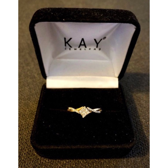 🚫SOLD Diamond Ring 1/6 ct Princess Cut 10K Yellow Gold - Picture 8 of 8